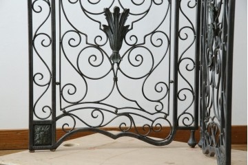 中古　美品　イギリス製　MAITLAND-SMITH(メートランドスミス)　ヨーロピアンクラシックなデザインがお洒落なパーテーション(間仕切り、衝立て、つい立て)(定価約50万円)(R-062017)