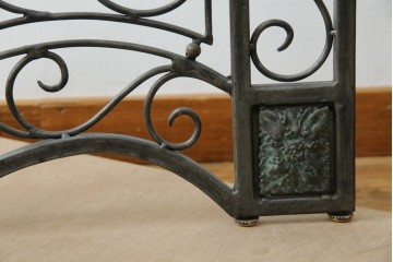 中古　美品　イギリス製　MAITLAND-SMITH(メートランドスミス)　ヨーロピアンクラシックなデザインがお洒落なパーテーション(間仕切り、衝立て、つい立て)(定価約50万円)(R-062017)