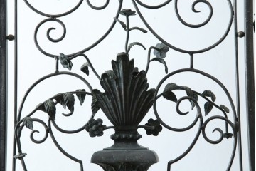 中古　美品　イギリス製　MAITLAND-SMITH(メートランドスミス)　ヨーロピアンクラシックなデザインがお洒落なパーテーション(間仕切り、衝立て、つい立て)(定価約50万円)(R-062017)