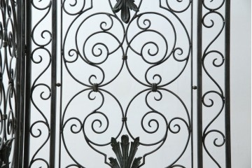 中古　美品　イギリス製　MAITLAND-SMITH(メートランドスミス)　ヨーロピアンクラシックなデザインがお洒落なパーテーション(間仕切り、衝立て、つい立て)(定価約50万円)(R-062017)