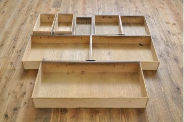 和製アンティーク　明治期　檜(ヒノキ)材　横桟引き戸の美濃帳場箪笥(収納棚、戸棚、時代箪笥、和タンス、引き出し)(R-062020)