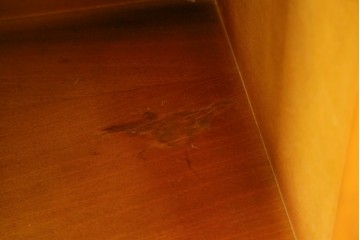 中古　美品　横浜クラシック家具　ダニエル(daniel)　希少モデル　気品と風格を兼ね備えたキャビネット　(R-062026)