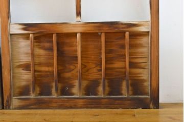 アンティーク建具　ゆらゆらガラス　昭和レトロな雰囲気漂うガラス戸4枚セット(格子戸、引き戸)(R-062028)