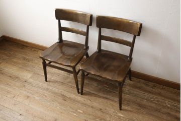 中古　ナラ材　柏木工(KASHIWA)　WILDERNESS(ウィルダネス)　木の温かみある風合いが魅力的なダイニングチェア2脚セット(板座チェア、イス、椅子)(R-062035)