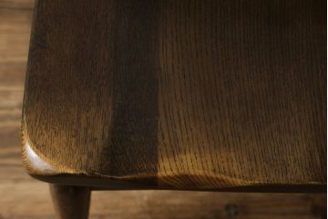 中古　ナラ材　柏木工(KASHIWA)　WILDERNESS(ウィルダネス)　木の温かみある風合いが魅力的なダイニングチェア(板座チェア、イス、椅子)(R-062036)
