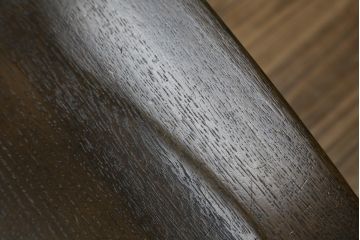 中古　ナラ材　柏木工(KASHIWA)　WILDERNESS(ウィルダネス)　木の温かみある風合いが魅力的なダイニングチェア(板座チェア、イス、椅子)(R-062036)