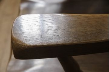 中古　ナラ材　柏木工(KASHIWA)　WILDERNESS(ウィルダネス)　木の温かみある風合いが魅力的な回転アームチェア(板座チェア、ダイニングチェア、イス、椅子)(R-062037)