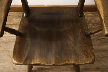 中古　ナラ材　柏木工(KASHIWA)　WILDERNESS(ウィルダネス)　木の温かみある風合いが魅力的な回転アームチェア(板座チェア、ダイニングチェア、イス、椅子)(R-062037)