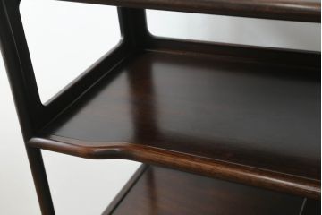 和製アンティーク　昭和初期　唐木　本紫檀(シタン)材　漆塗り　品のある佇まいが魅力の飾り棚(違い棚、茶棚、収納棚、戸棚)(R-062038)