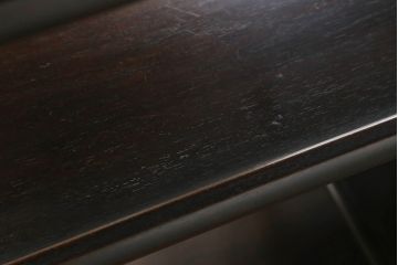 和製アンティーク　昭和初期　唐木　本紫檀(シタン)材　漆塗り　品のある佇まいが魅力の飾り棚(違い棚、茶棚、収納棚、戸棚)(R-062038)