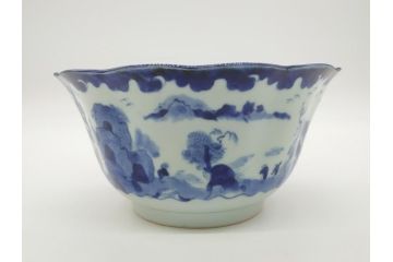 江戸後期　古伊万里　染付　山水文　6.6寸皿　約20cm　趣深い里山の情景が目を引く深鉢(六寸六分、深皿、変形皿、和食器、和皿)(R-062045)