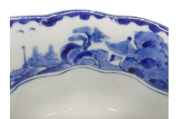 江戸後期　古伊万里　染付　山水文　6.6寸皿　約20cm　趣深い里山の情景が目を引く深鉢(六寸六分、深皿、変形皿、和食器、和皿)(R-062045)