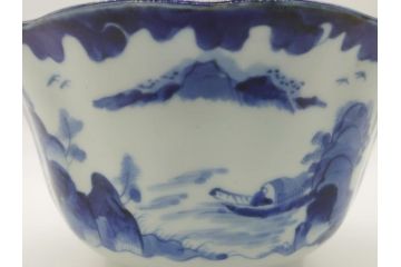 江戸後期　古伊万里　染付　山水文　6.6寸皿　約20cm　趣深い里山の情景が目を引く深鉢(六寸六分、深皿、変形皿、和食器、和皿)(R-062045)