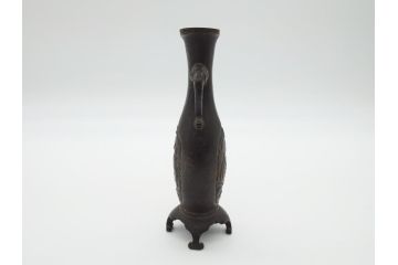 古玩　古銅　麒麟と亀の図　使い込むほどに深みが出る両取っ手付きの花瓶(花器、四つ脚、一輪挿し)(R-062050)