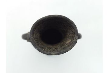 古玩　古銅　麒麟と亀の図　使い込むほどに深みが出る両取っ手付きの花瓶(花器、四つ脚、一輪挿し)(R-062050)