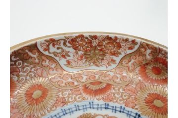 上手物　江戸期　古伊万里　大明成化年製　染付　色絵　花文　鳳凰　8.6寸皿　約26　色彩とフォルムの美しさが食卓に華やかさを演出する変形皿(八寸六分、深皿、和食器、花唐草、和皿)(R-062051)