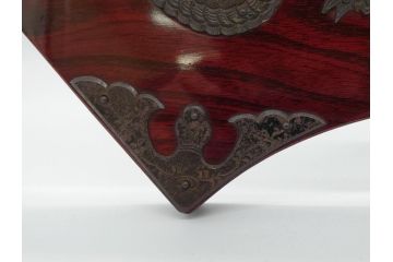 手打ち金具　昭和期　漆塗り　雲龍文　仙台箪笥の金具を使った扇型飾り(壁掛け)(R-062052)