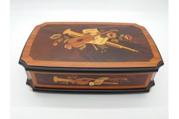 スイス製　REUGE MUSIC　ベートーベン　3曲72弁(CH3/72)　上品な楽器と花の象嵌細工が見事なリュージュ社のオルゴール(象嵌)(R-062054)