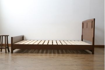 中古　DREXEL HERITAGE(ドレクセルヘリテイジ)　Triune(トライユン)　落ち着いた雰囲気づくりを叶えるベッド(セミダブル)(R-062061)