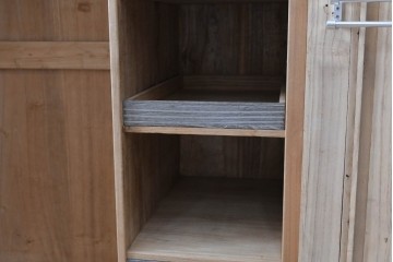 和製ヴィンテージ　希少!　国産　職人　浮造り　彫刻入りの特注総桐箪笥　(R-062063)