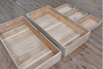 和製ヴィンテージ　希少!　国産　職人　浮造り　彫刻入りの特注総桐箪笥　(R-062063)