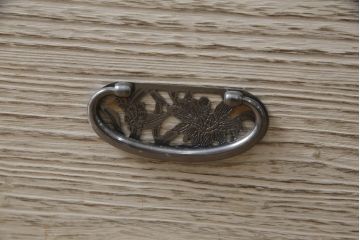 和製ビンテージ　彫刻　漆絵　柿の木の絵柄が風情を感じる凝ったつくりの桐箪笥(並厚、着物箪笥、和タンス、衣装箪笥、桐たんす、ヴィンテージ)(R-062064)