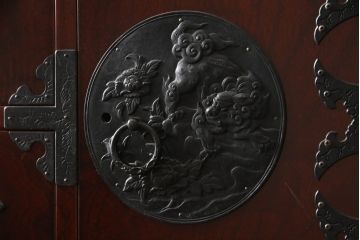中古　美品　二本松工藝館　田中家具　重厚感ある佇まいが魅力的な収納箪笥(衣装箪笥、和タンス、整理箪笥、引き出し、チェスト)(R-062066)