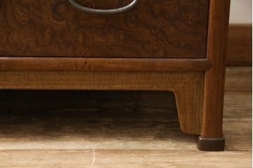 中古　超美品　総欅(ケヤキ)材　内部桐材　指物家具　吉蔵　美しい杢目と品のある佇まいが魅力の収納箪笥(小箪笥、引き出し、整理タンス、チェスト)(R-062068)