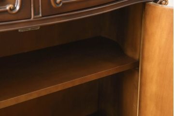 中古　カリモク家具(karimoku)　domani(ドマーニ)　Louis(ルイ)XVシリーズ　隅々まで施された装飾が美しいサイドボード(戸棚、収納棚、サイドキャビネット)(R-062069)