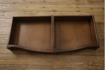 中古　カリモク家具(karimoku)　domani(ドマーニ)　Louis(ルイ)XVシリーズ　隅々まで施された装飾が美しいサイドボード(戸棚、収納棚、サイドキャビネット)(R-062069)