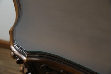 中古　カリモク家具(karimoku)　domani(ドマーニ)　Louis(ルイ)XVシリーズ　隅々まで施された装飾が美しいサイドボード(戸棚、収納棚、サイドキャビネット)(R-062069)
