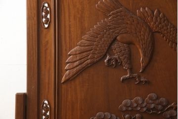 アジアンビンテージ　本花梨(カリン)材　迫力ある大鷹の彫刻が見事な衝立て(パーテーション、つい立て、衝い立て)(R-062073)
