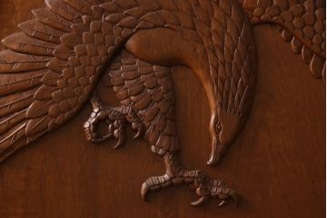 アジアンビンテージ　本花梨(カリン)材　迫力ある大鷹の彫刻が見事な衝立て(パーテーション、つい立て、衝い立て)(R-062073)