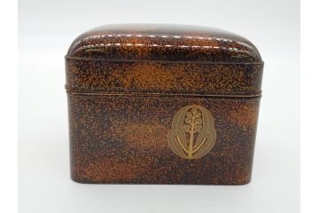 江戸〜明治期　木製　梨地　漆器　蒔絵　長門沢瀉文　凛とした佇まいが気品を感じさせる小箱3個セット(大1個、小2個)(小物入れ、漆工芸)(R-062082)