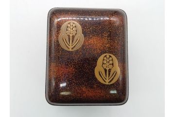 江戸〜明治期　木製　梨地　漆器　蒔絵　長門沢瀉文　凛とした佇まいが気品を感じさせる小箱3個セット(大1個、小2個)(小物入れ、漆工芸)(R-062082)