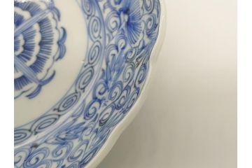 幕末期　伊万里焼　染付　線描き　花唐草文　5寸　約15cm　手描きの温かみが感じられる深皿2枚セット(中皿、変形皿、和食器、和皿、五寸)(R-062085)