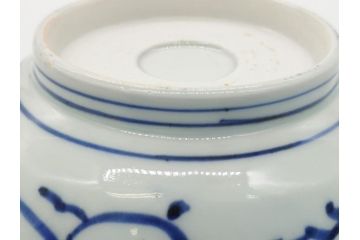 幕末期　伊万里焼　染付　線描き　花唐草文　5寸　約15cm　手描きの温かみが感じられる深皿2枚セット(中皿、変形皿、和食器、和皿、五寸)(R-062085)