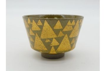 佐賀県指定重要無形文化財　小野珀子　釉裏金彩　2.3寸ぐい呑み(共箱付き、酒器、和食器、作家物)(R-062086)