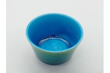 佐賀県指定重要無形文化財　小野珀子　釉裏金彩　ぐい呑み(共箱付き、酒器、和食器、作家物)(R-062087)
