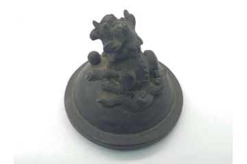 古玩　古銅　獅子　銀象嵌　意匠を凝らした獅子が見事な香炉(中国?、三つ脚、仏具)(R-062088)
