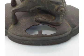 古玩　古銅　麒麟　鳳凰双耳　人物　台座付き　躍動感ある細工に見惚れてしまう香炉(中国?、仏具)(R-062090)