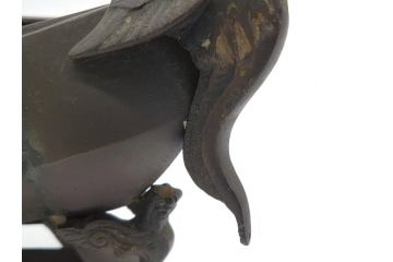 古玩　古銅　麒麟　鳳凰双耳　人物　台座付き　躍動感ある細工に見惚れてしまう香炉(中国?、仏具)(R-062090)