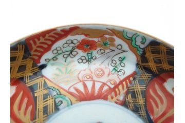 幕末〜明治期　伊万里焼　金襴手　色絵　染付　花桃文　5.4寸皿　約16.5cm　煌びやかで豪華な絵付けの深皿3枚セット(五寸四分、中皿、和食器、和皿)(R-062091)