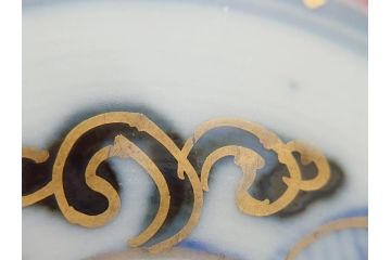 幕末〜明治期　伊万里焼　金襴手　色絵　染付　花桃文　5.4寸皿　約16.5cm　煌びやかで豪華な絵付けの深皿3枚セット(五寸四分、中皿、和食器、和皿)(R-062091)