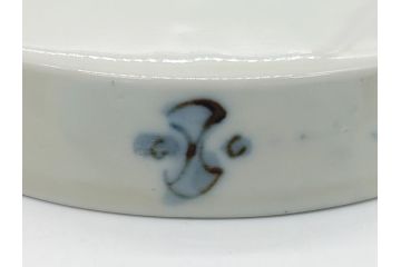 幕末〜明治期　伊万里焼　金襴手　色絵　染付　花桃文　5.4寸皿　約16.5cm　煌びやかで豪華な絵付けの深皿3枚セット(五寸四分、中皿、和食器、和皿)(R-062092)