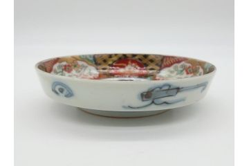 幕末〜明治期　伊万里焼　金襴手　色絵　染付　花桃文　5.4寸皿　約16.5cm　煌びやかで豪華な絵付けの深皿3枚セット(五寸四分、中皿、和食器、和皿)(R-062093)