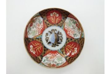 幕末〜明治期　伊万里焼　金襴手　色絵　染付　花桃文　5.4寸皿　約16.5cm　煌びやかで豪華な絵付けの深皿3枚セット(五寸四分、中皿、和食器、和皿)(R-062093)