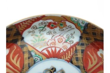 幕末〜明治期　伊万里焼　金襴手　色絵　染付　花桃文　5.4寸皿　約16.5cm　煌びやかで豪華な絵付けの深皿3枚セット(五寸四分、中皿、和食器、和皿)(R-062093)