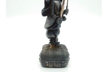 謹作　金工　鈴木幸平　銀製　開眼供養軍　総本山比叡山延暦寺　三面大黒天(共箱無し、厨子付き、仏像、仏具)(R-062095)