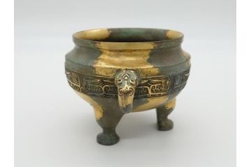 昭和中期　鋳金家　四世　秦蔵六作　嘉禮龍紋敦式　塗金銅香炉(共箱付き、香爐、三つ脚、仏具)(R-062097)